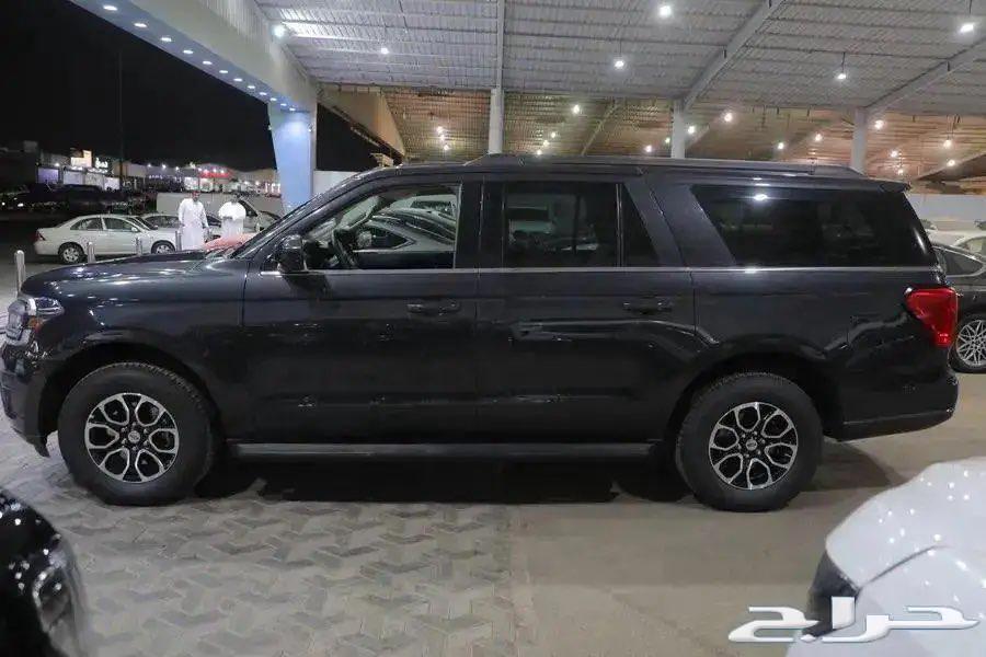 فورد اكسبيديشن XLT طويل بانوراما جلد بدون دبل موديل 202464380929627651113