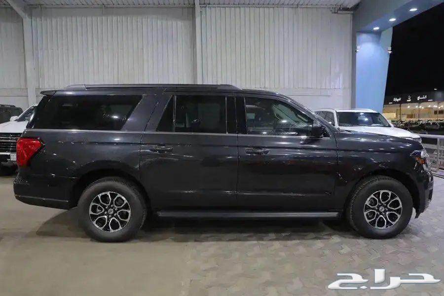 فورد اكسبيديشن XLT طويل بانوراما جلد بدون دبل موديل 202464380929627651114