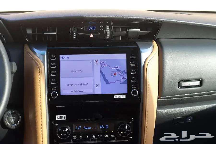 فورشنر بنزين VX3 ابيض 202564383122558211114