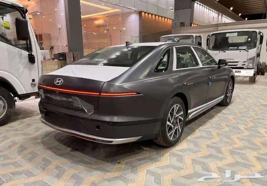 هيونداي أزيرا Classic 202564380259732610110