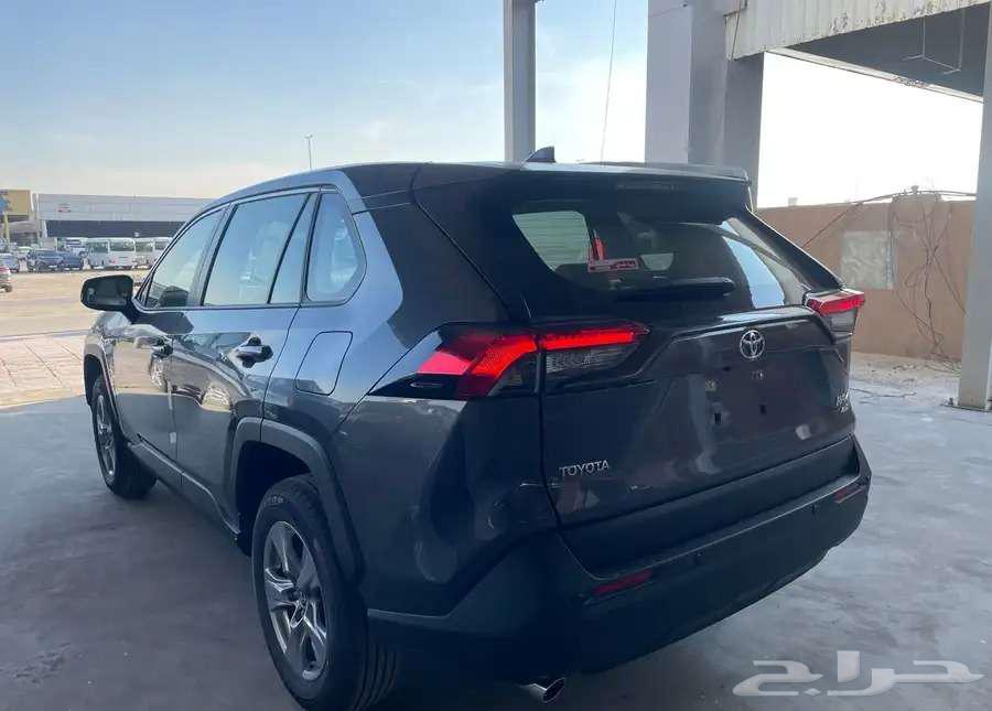 تويوتا راف فور LE بنزين دفع رباعي 2025 اصفار سعودي64375708875138113