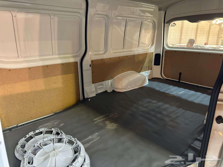 تويوتا هايس بضاعه ديزل قير عادي سقف عالي 2025 كاش وتقسيط64374802966913113