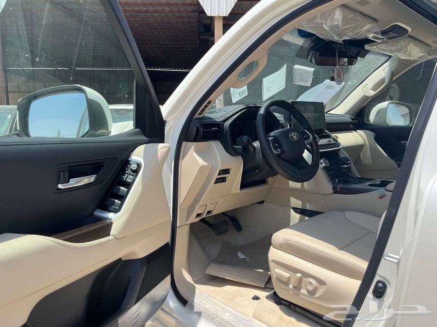 لاندكروزر GXR L4 2025 نقد وتقسيط64374846708354114
