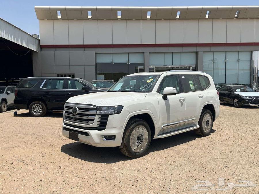 لاندكروزر GXR L4 2025 نقد وتقسيط64374846708354110
