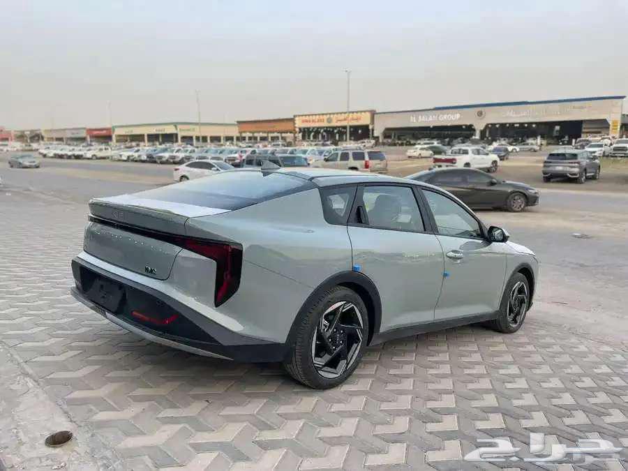 كيا كي 4 نص فل ماكينه 2.0 موديل 202664375497977218110