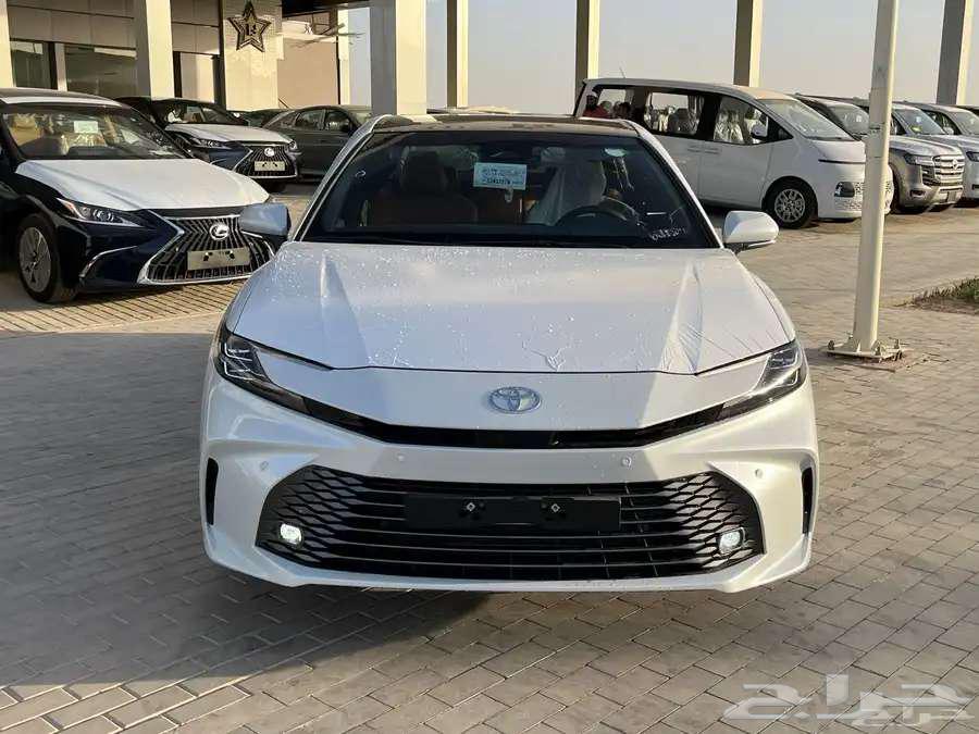 تويوتا كامري جراندي بنزين 2025 سعودي64375738626435110