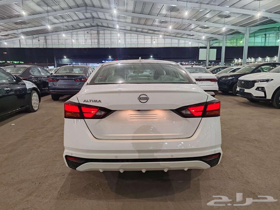 نيسان التيما موديل 202564375798145794111