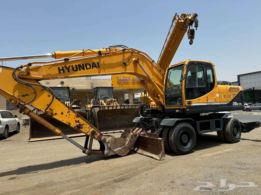 بوكلين كفرات هونداي حجم 210 موديل 2012 للبيع معرض الحارثي64375916883457112