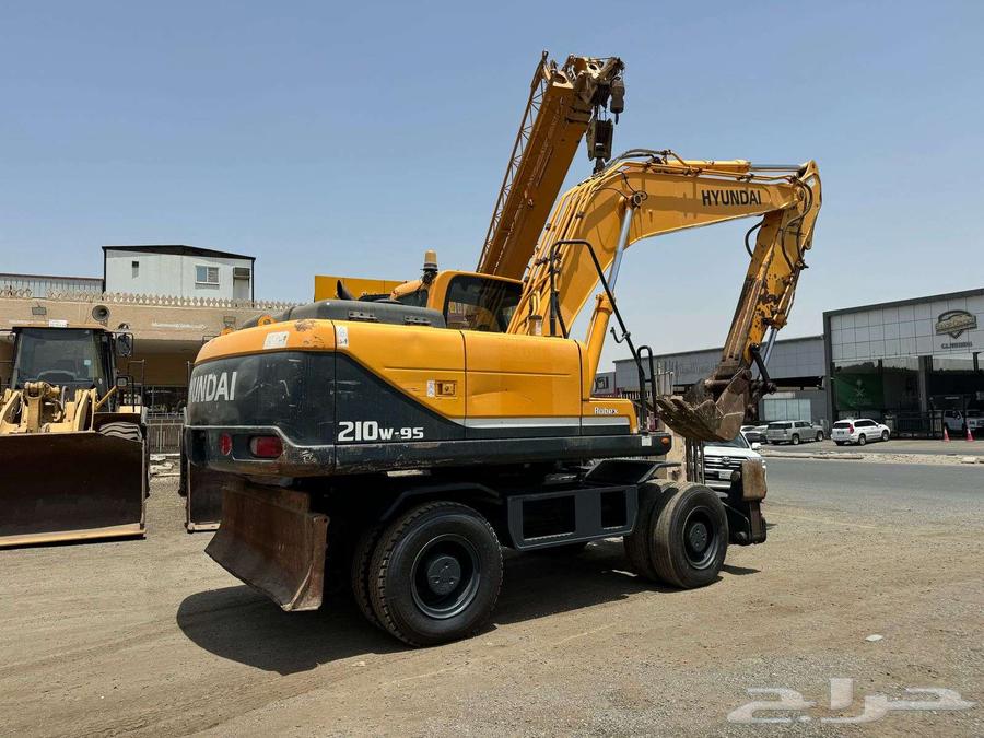 بوكلين كفرات هونداي حجم 210 موديل 2012 للبيع معرض الحارثي64375916883457111