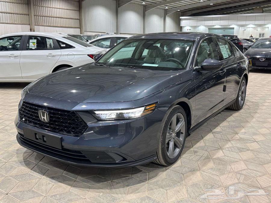 هوندا أكورد استاندر و نص فل 2025 ( كاش وتقسيط)64376392342018110