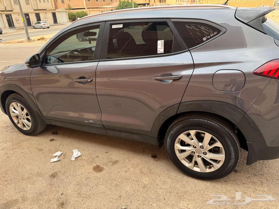 Tucson64376154989953110