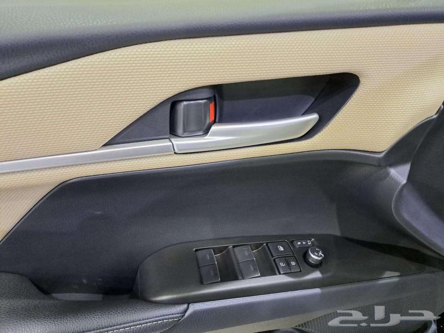 كامري LE بنزين لون أسود 202564376539665154112