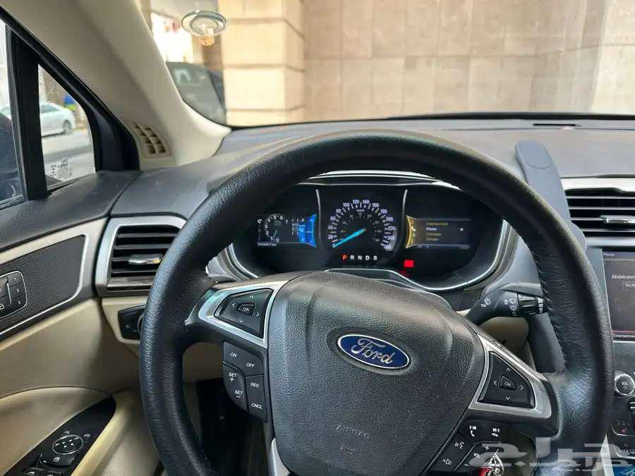 فورد فيوجن SE 201464376509845506112
