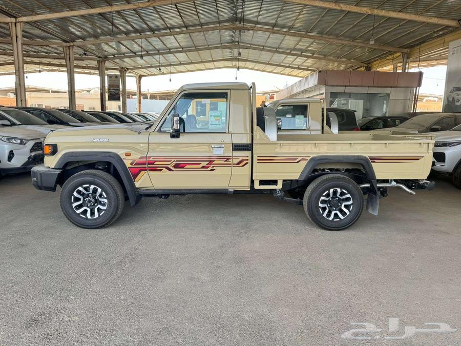 شاص رفرف فل كامل ديزل 2024 بريمي اقل سعر لدى معرض الفريدي64376466003459111