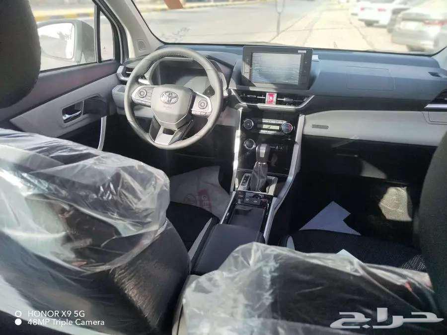 تويوتا فيلوز GLX فل كامل 2025 بالنقد والتقسيط64381726208513114