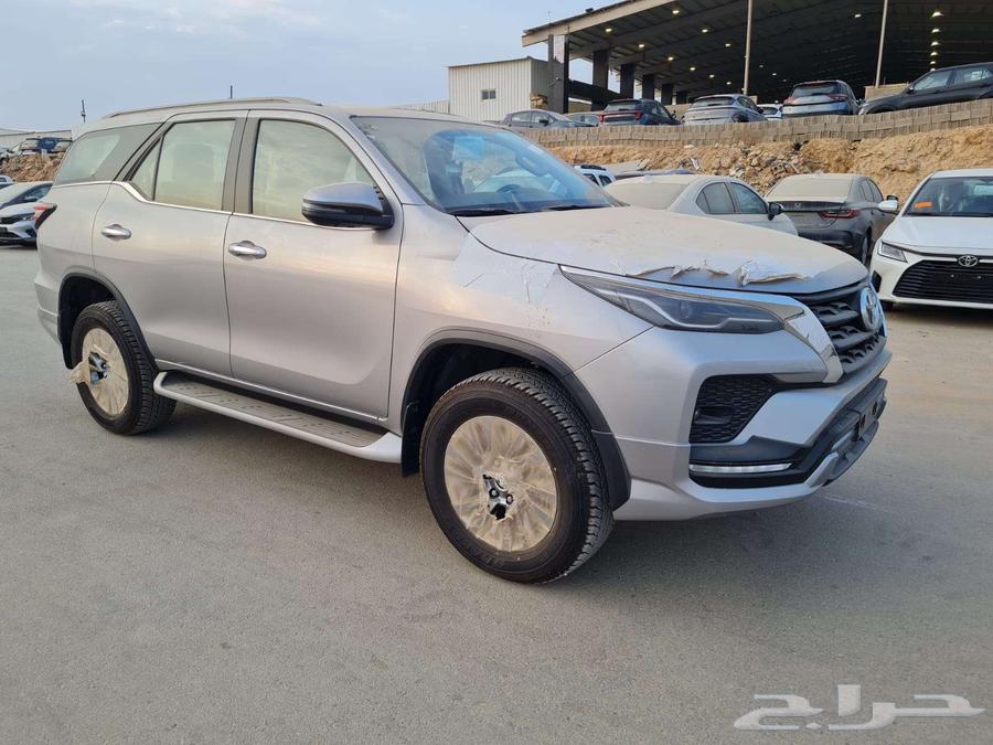 Fortuner VX3 (6 Cylinder) Installment Offer with Two Payments and No Profit Margin64379341102211110