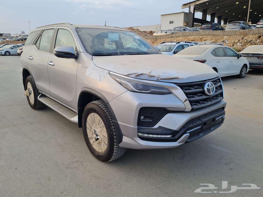 Fortuner VX3 (6 Cylinder) Installment Offer with Two Payments and No Profit Margin64379341102211112