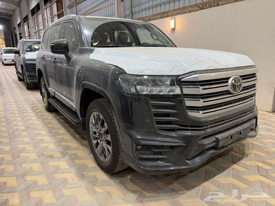 لاندكروزر S جكسار L5 بنزين 2025 - خليجي - أسود64380123399426112