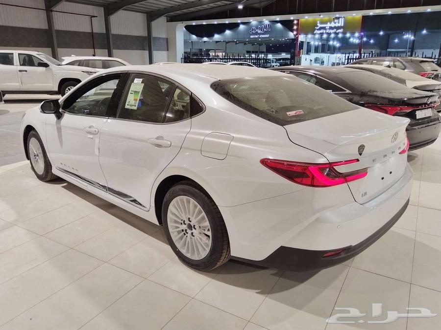 تويوتا كامري ال اي بنزين 202564380197739778113