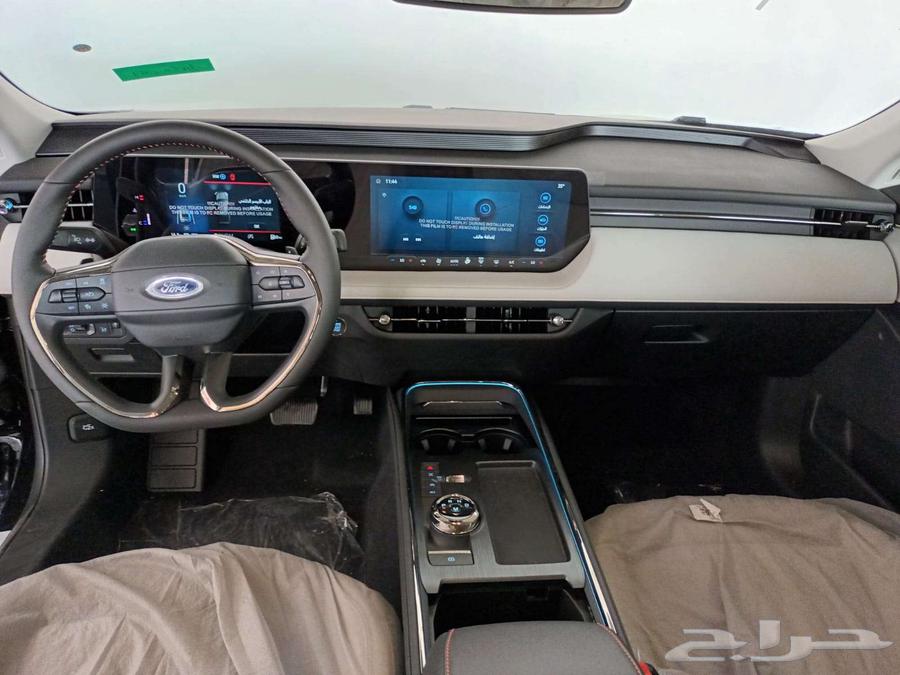 فورد تورس تيتانيوم فل كامل موديل 202564380492256258114