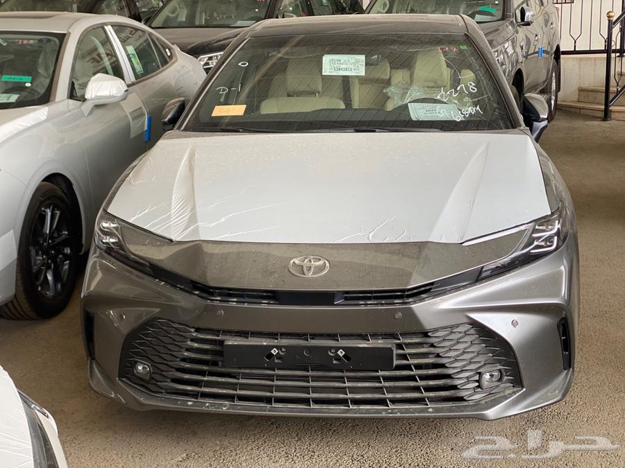 تويوتا كامري LE نص فل هايبرد 202564381850590338113