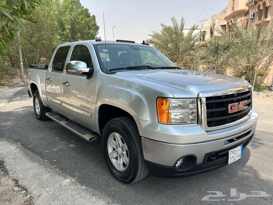 للبيع سييرا2011 غمارتين دبل64383857440898110