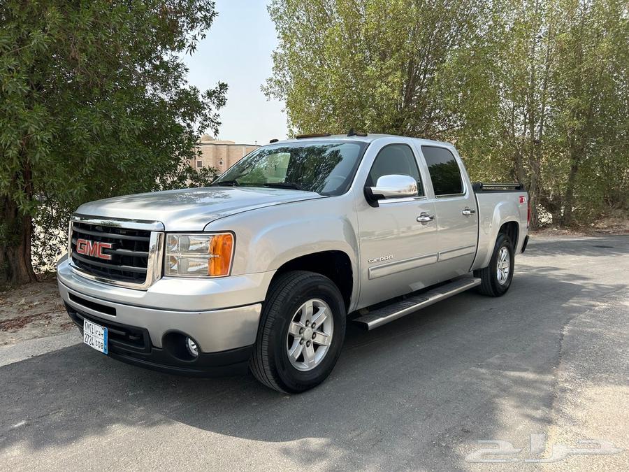 للبيع سييرا2011 غمارتين دبل64383857440898114