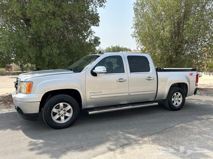 للبيع سييرا2011 غمارتين دبل64383857440898113