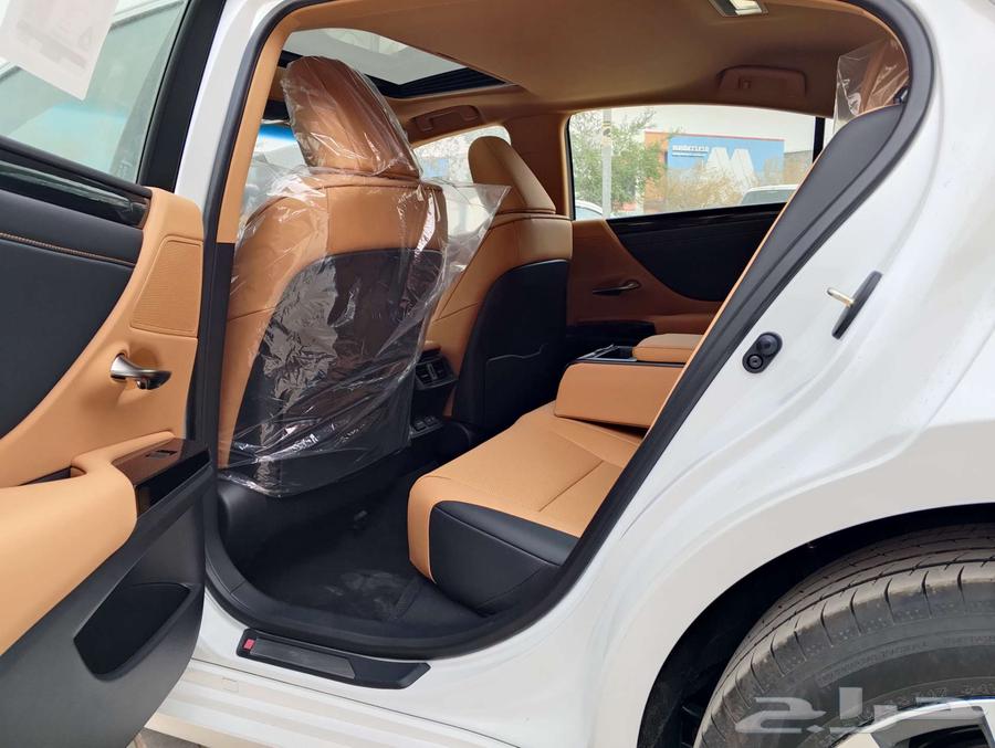 لكزس ES250 AA بنزين 2025 كاش وبنوك64375392912641114