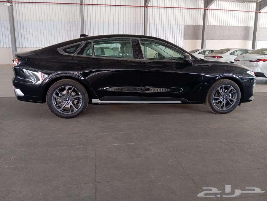 فورد تورس امبيانتي بنزين 2025 (كاش - اقساط )64380624292355113