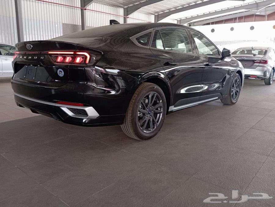 فورد تورس امبيانتي بنزين 2025 (كاش - اقساط )64380624292355111