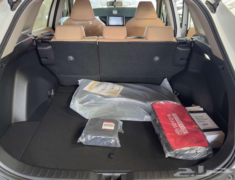 تويوتا راف فور LE 2.0L 4X4 موديل 202564378105499266111