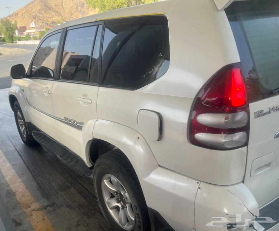 For sale or exchange, a six-cylinder VX Prado with a distinctive license plate64376006034435112