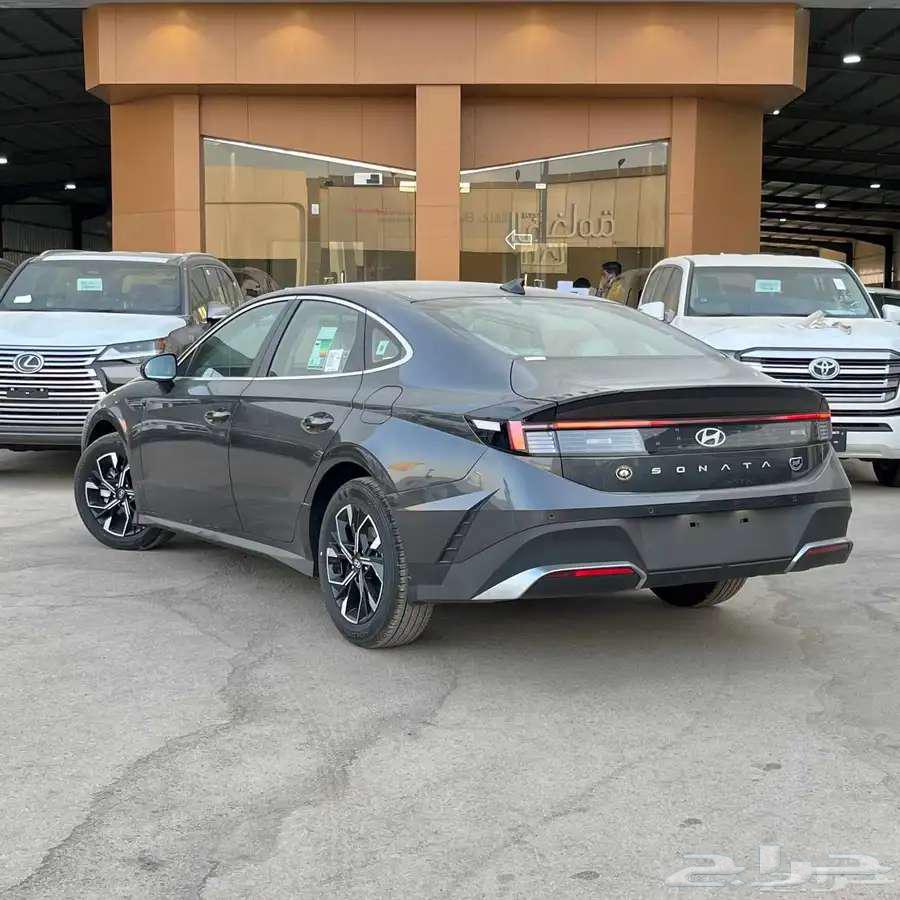 هيونداي سوناتا الموديل 2025 الفئة بيسك64374422576899113