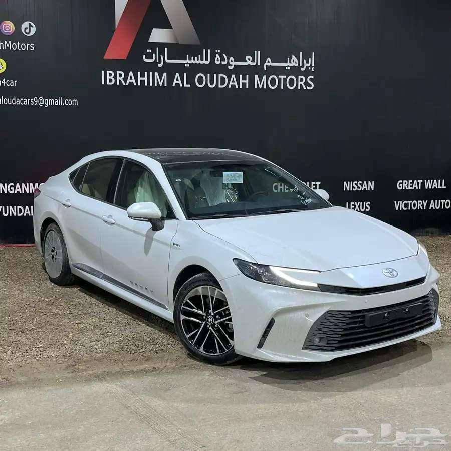 تويوتا كامري LE هايبرد 2025 بسعر مميز للكاش64374524603651112