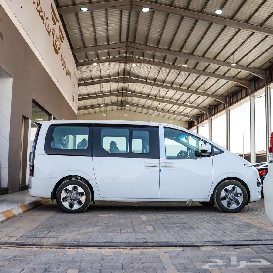 هيونداي ستاريا ديزل 9 راكب اوتوماتيك نص فل موديل 202564383163934850112