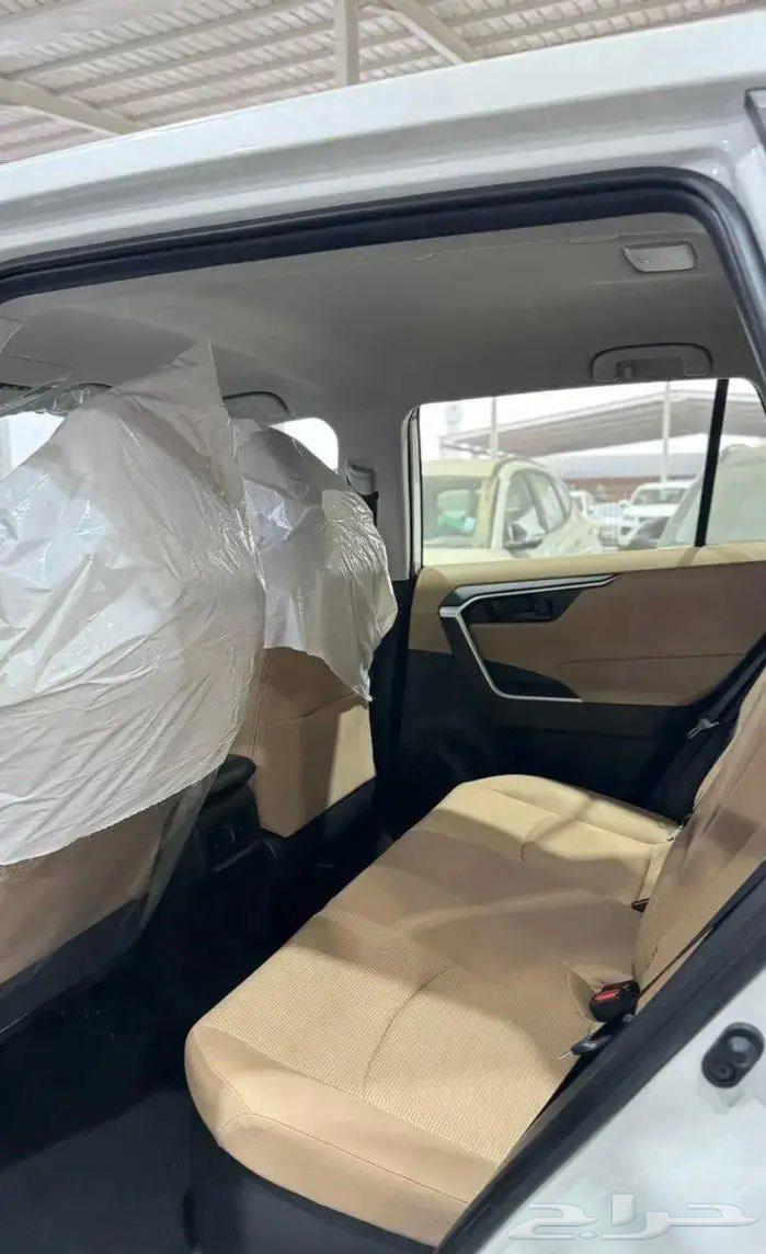 تويوتا راف فور LE هايبرد64387257362563111