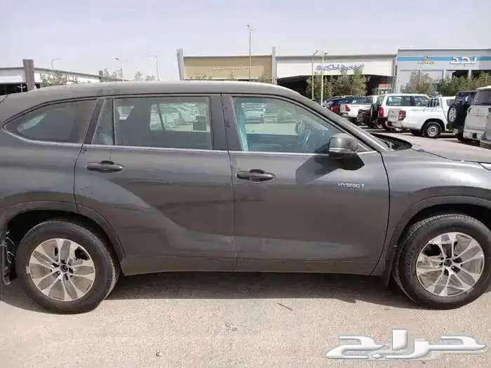 تويوتا هايلاندر استاندر اصفار سعودي 202464387648645761112