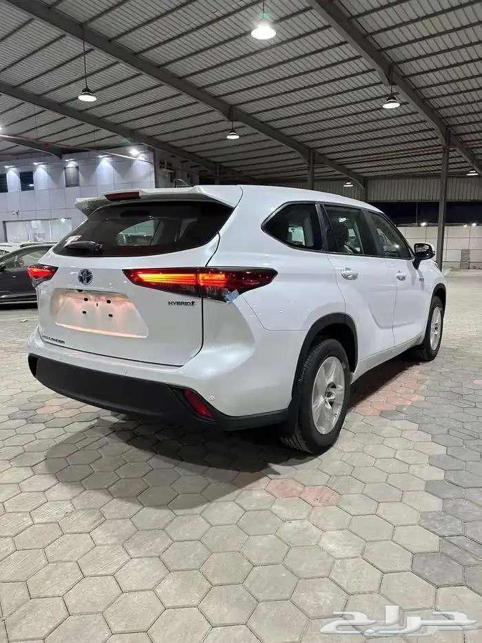 هايلاندر 2025 كاش و اقساط64387145941763111