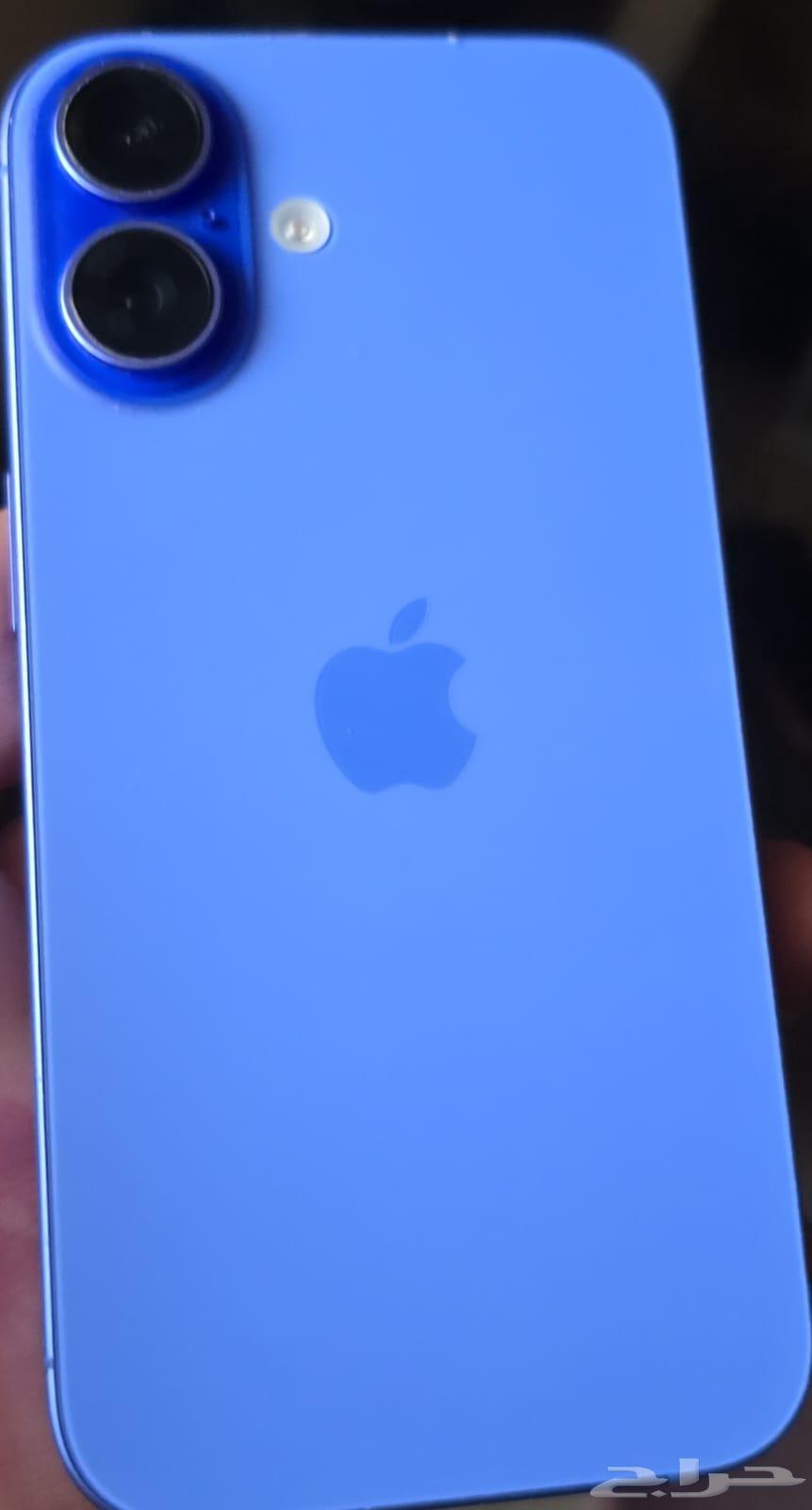 جوال ايفون 1664199907949954114