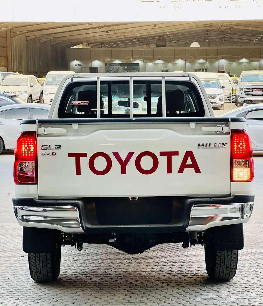 تويوتا هايلوكس غمارتين GL ديزل 2025 اصفار64388204015874112