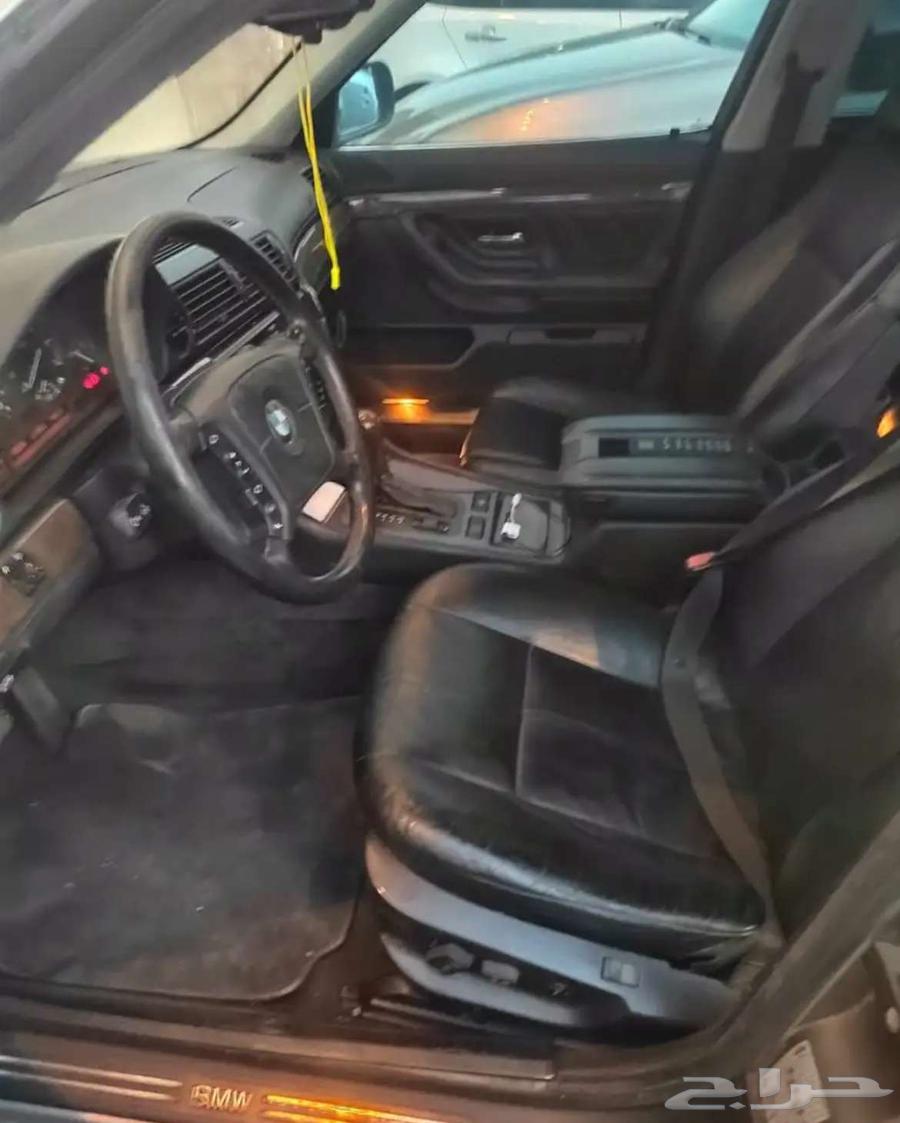 بي ام 730i 1995 v864389916261890114