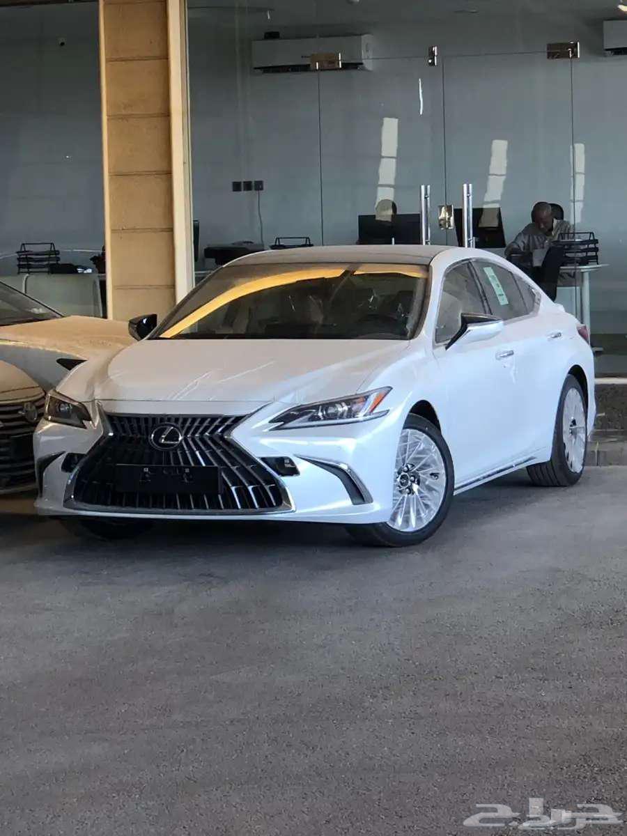 لكزس ES 350 فئه CC بريمي موديل 2025 متوفر لدى الحسن64386905906561110