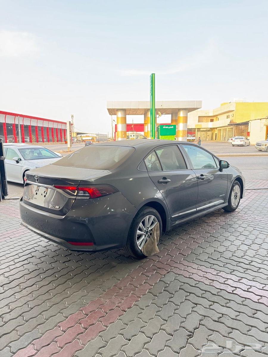 تويوتا كورولا 2025 مطور جنوط رصاصي64387062305282111