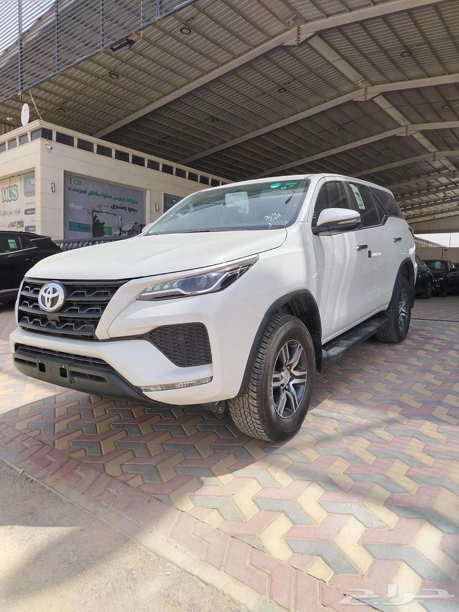 تويوتا فور تنشر بنزين موديل 202564387787811715110