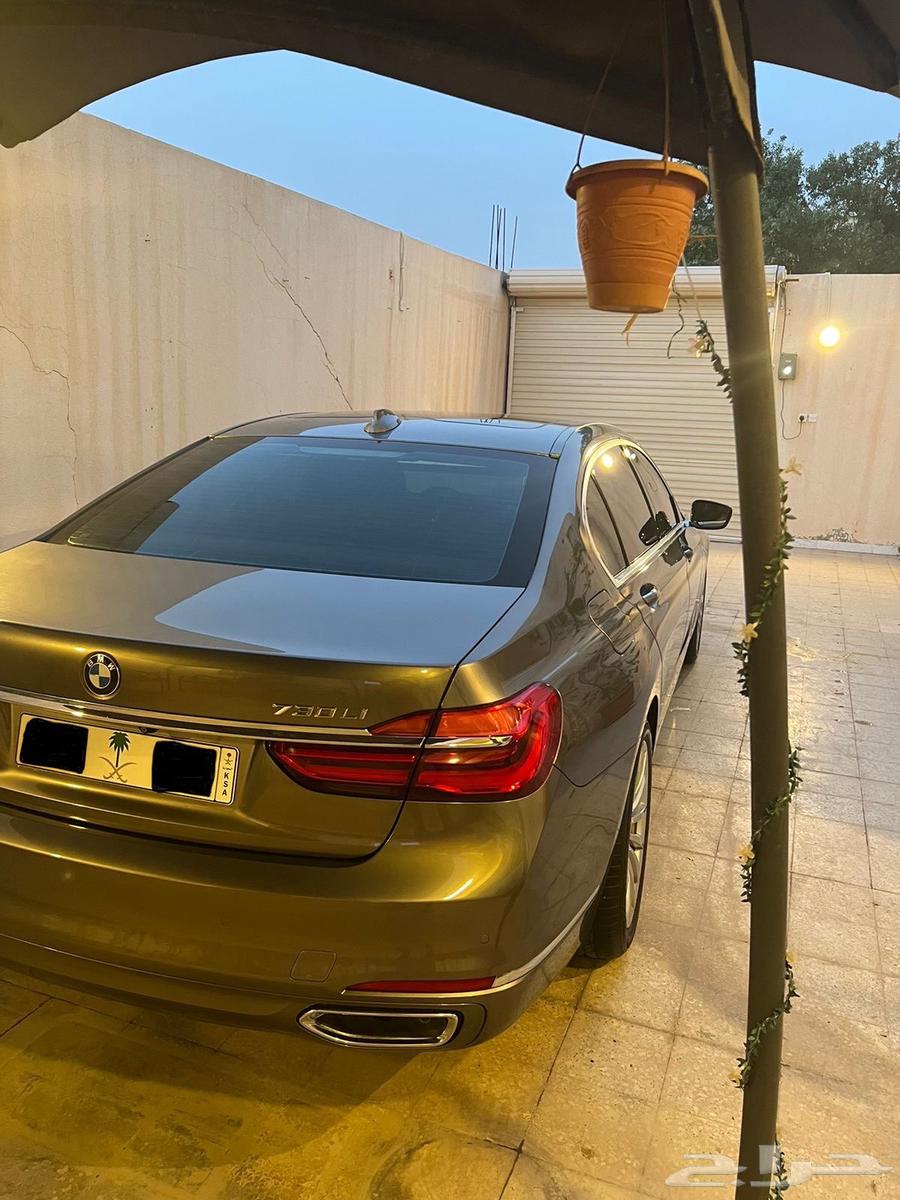 بي ام دبليو الفئة 730 موديل 201964388605408386112