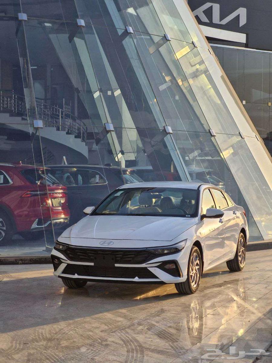 2025 Elantra Smart Plus 2.0 at 77,510 with tax, free tinting64393252477825110