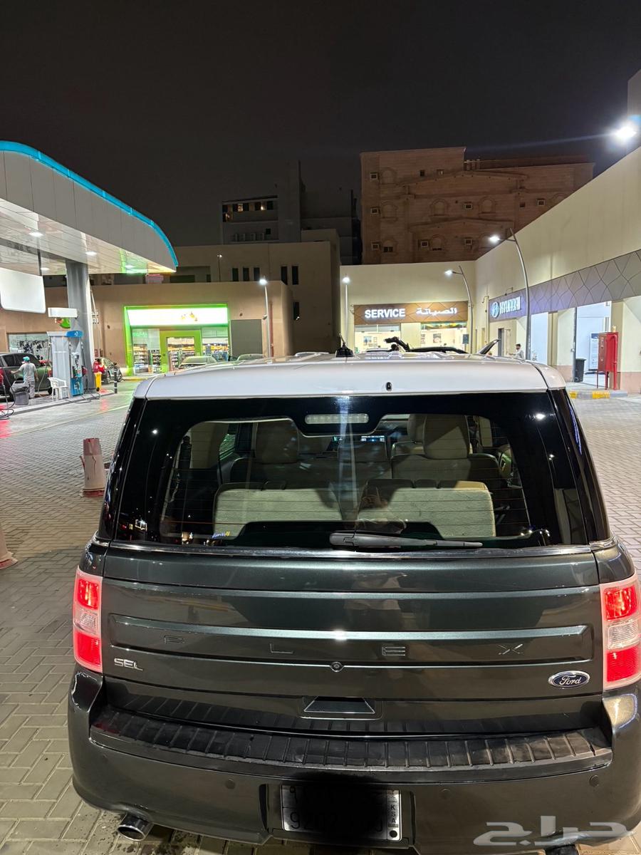 فورد فلكس فل بدون فتحه 201564395811926402112