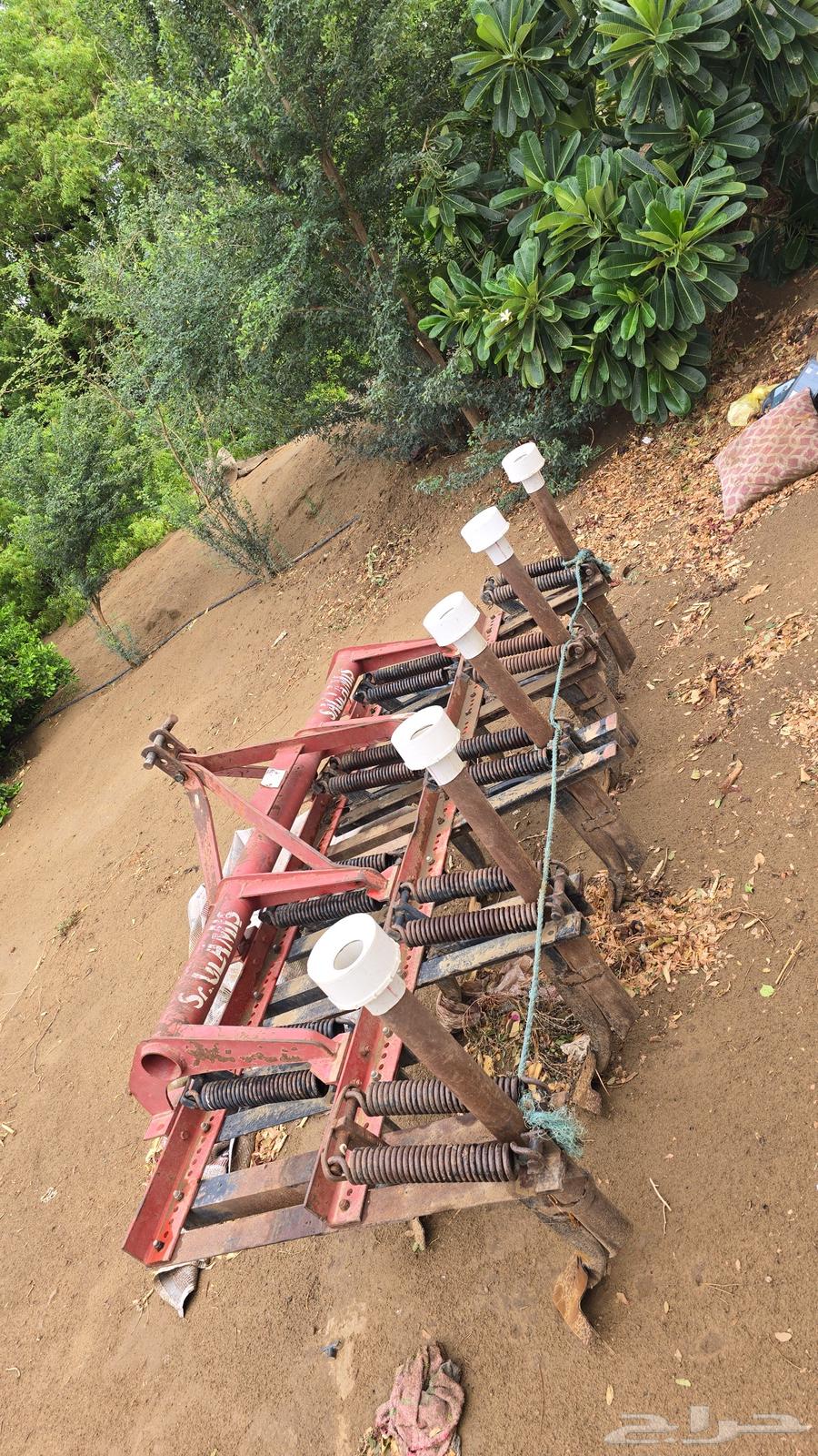 Plow scraper64206259765378113