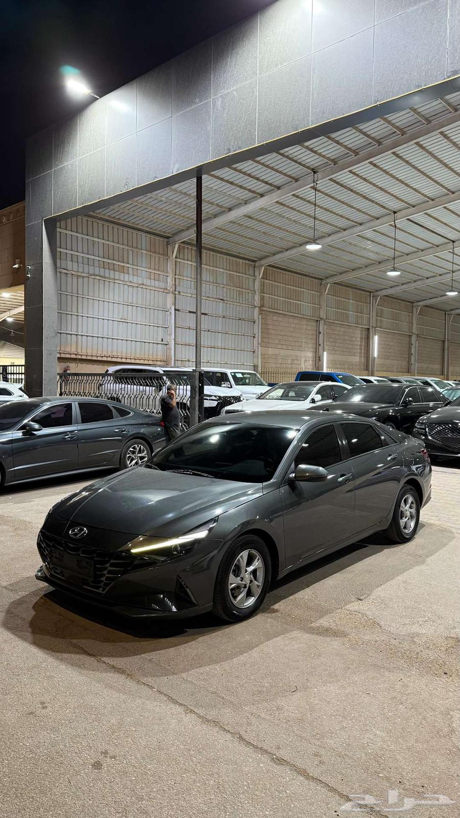 النترا 2021 فل كامل بدون فتحة مكيف خلفي عداد 14300064387606449026111